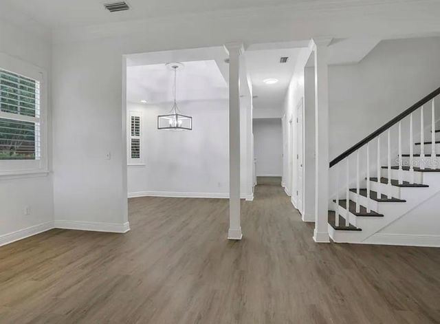 148 S THORNTON AVENUE, Orlando, FL 32801
