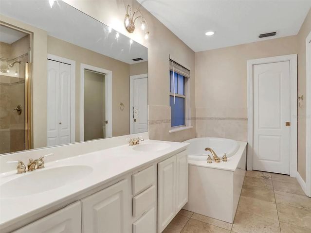 148 S THORNTON AVENUE, Orlando, FL 32801