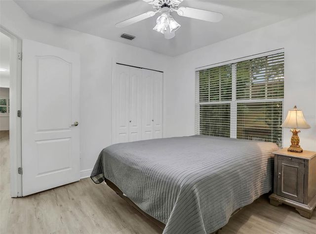 148 S THORNTON AVENUE, Orlando, FL 32801