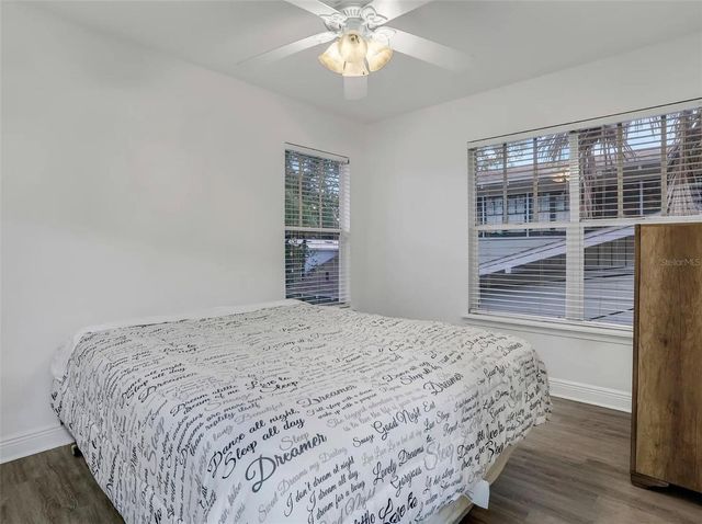 148 S THORNTON AVENUE, Orlando, FL 32801