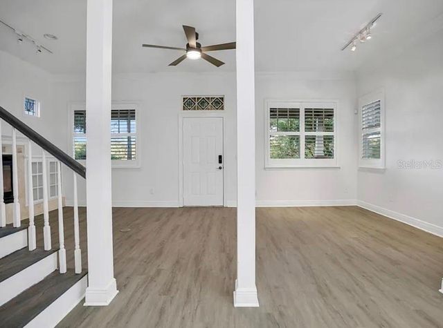 148 S THORNTON AVENUE, Orlando, FL 32801