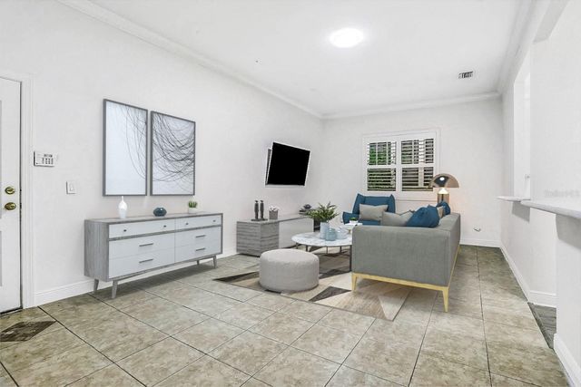 148 S THORNTON AVENUE, Orlando, FL 32801