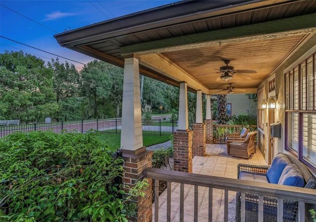 148 S THORNTON AVENUE, Orlando, FL 32801