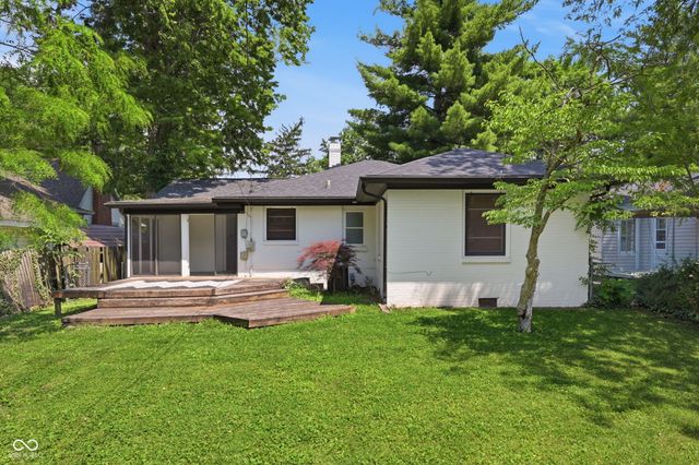 1609 Kessler Boulevard East, Indianapolis, IN 46220