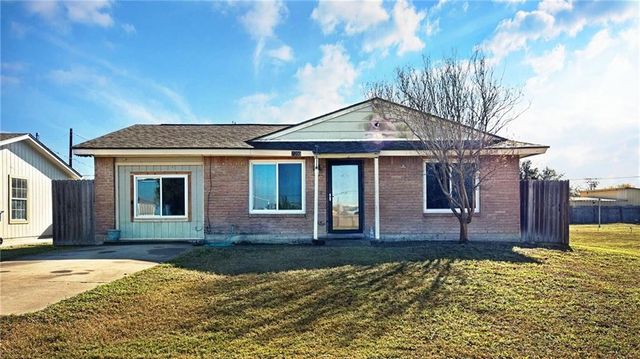 2700 Avenue D, Ingleside, TX 78362