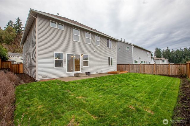 1179 Swan Loop, Dupont, WA 98327