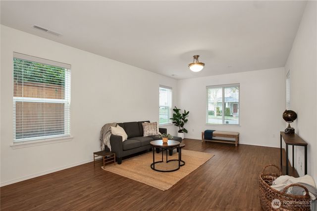 1179 Swan Loop, Dupont, WA 98327