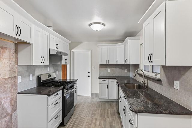 19150 Brookhaven Drive, Saratoga, CA 95070