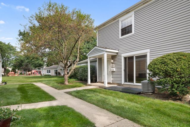 1229 Nova Court 1229, Wheeling, IL 60090