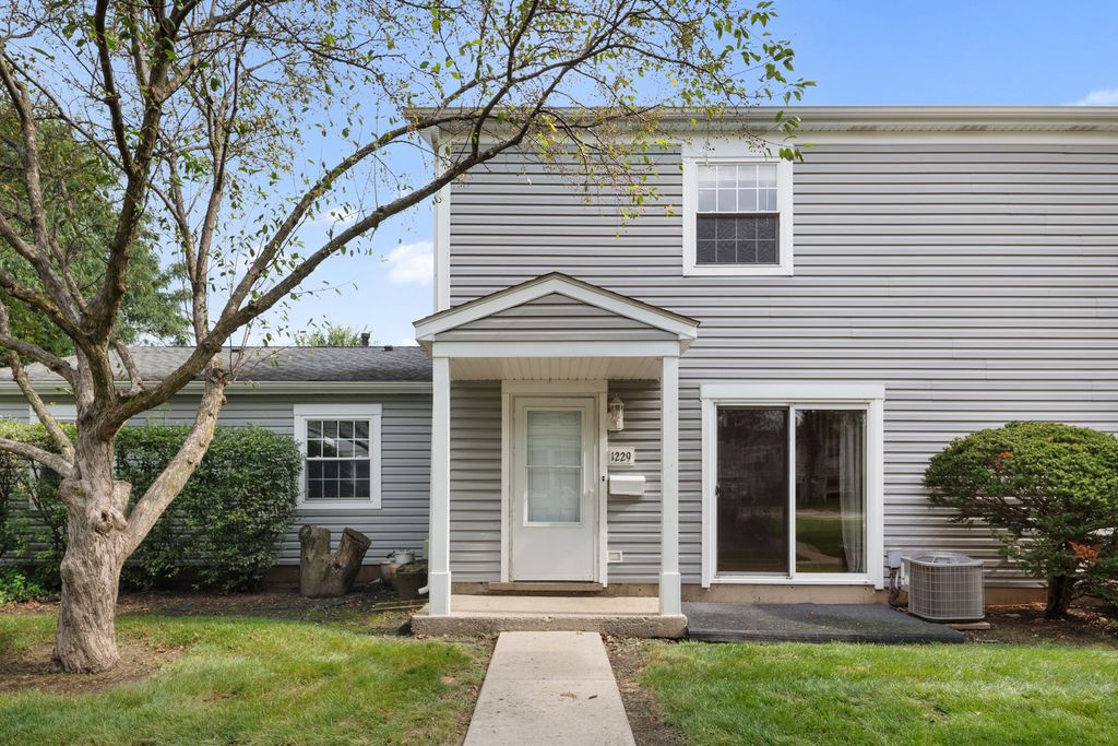 1229 Nova Court 1229, Wheeling, IL 60090
