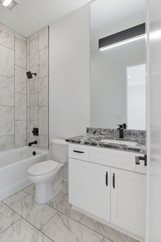 1815B 14th Ave, N, Nashville, TN 37208