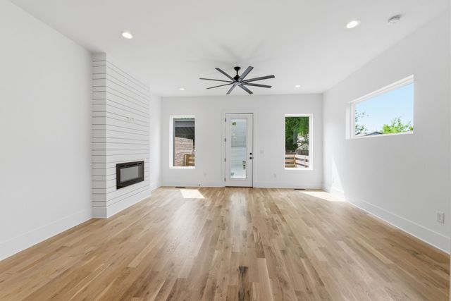 1815B 14th Ave, N, Nashville, TN 37208