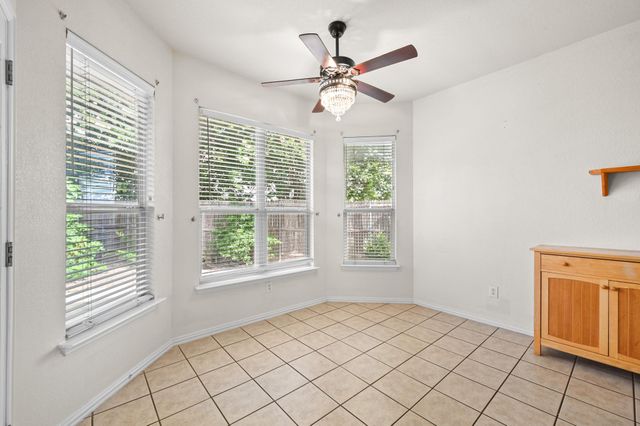 1689 Amberwood LOOP, Kyle, TX 78640