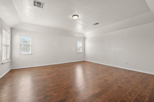1689 Amberwood LOOP, Kyle, TX 78640