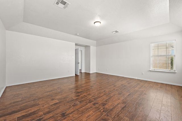 1689 Amberwood LOOP, Kyle, TX 78640