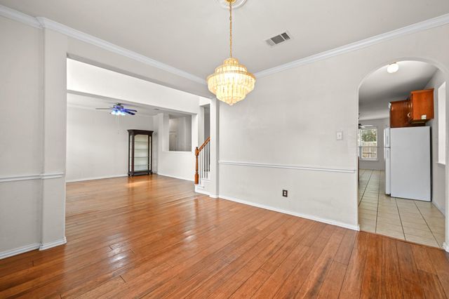 1689 Amberwood LOOP, Kyle, TX 78640