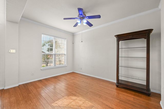 1689 Amberwood LOOP, Kyle, TX 78640
