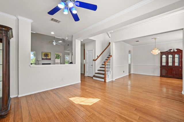 1689 Amberwood LOOP, Kyle, TX 78640