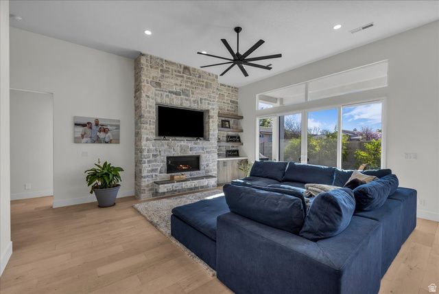 404 N MARSALA WAY, St. George, UT 84770