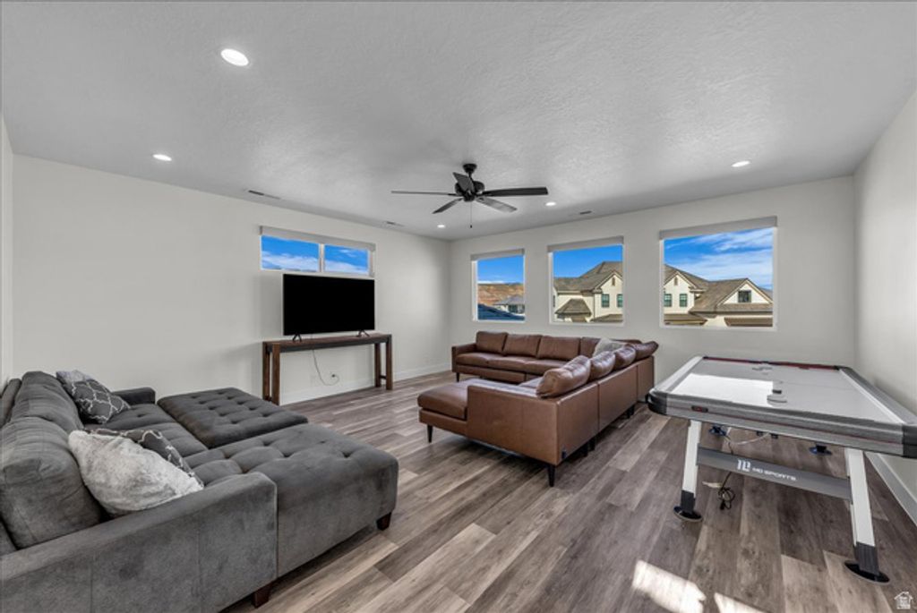 Image 19 of property listing at 404 N MARSALA WAY, St. George, UT 84770