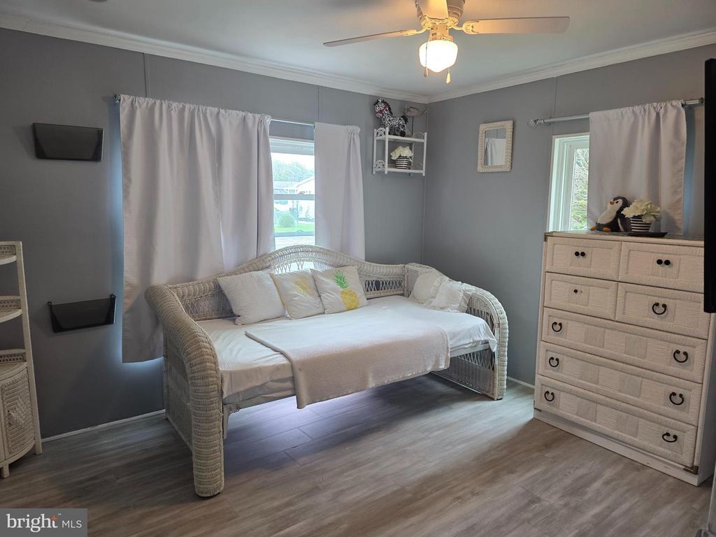 2 COASTAL DR, Ocean City, MD 21842