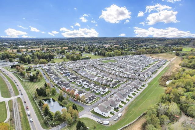 2026 Freehold Street, Newark, OH 43055