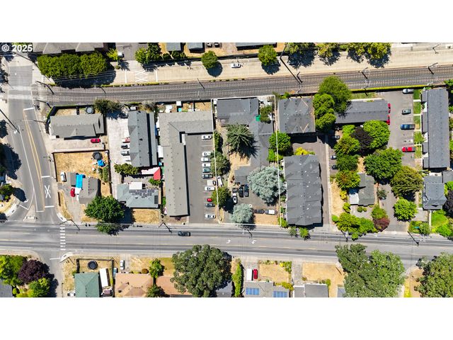 1112 E MAIN St, Hillsboro, OR 97123