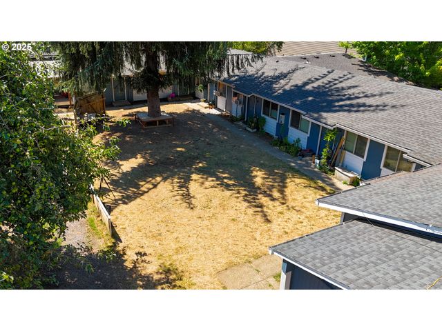 1112 E MAIN St, Hillsboro, OR 97123