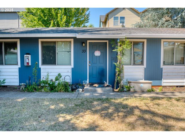 1112 E MAIN St, Hillsboro, OR 97123