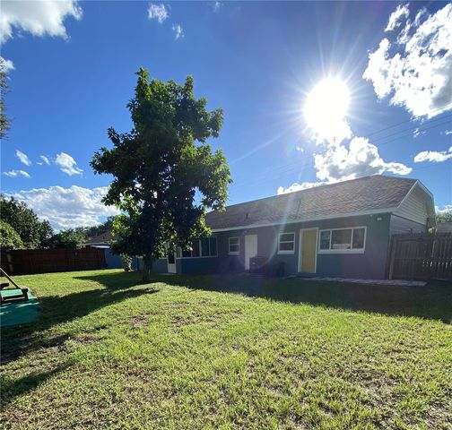8535 WICHITA PLACE, Orlando, FL 32827