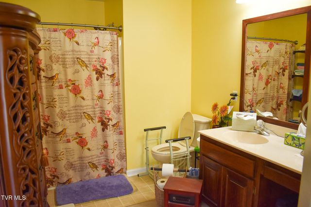 510 Colonial Road Unit 3rd, Rogersville, TN 37857