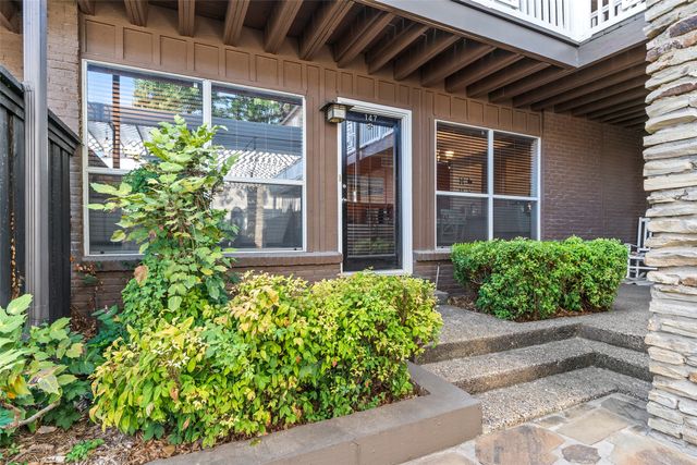 5904 Sandhurst Lane 147, Dallas, TX 75206