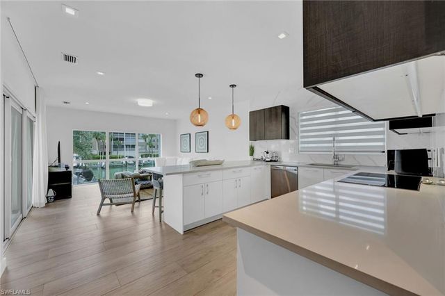 860 Partridge CT, Marco Island, FL 34145