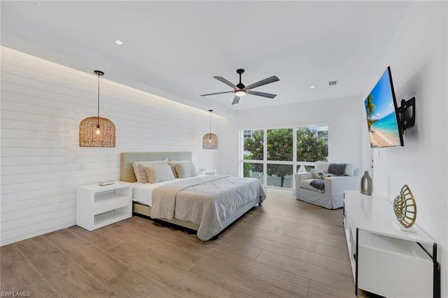 860 Partridge CT, Marco Island, FL 34145