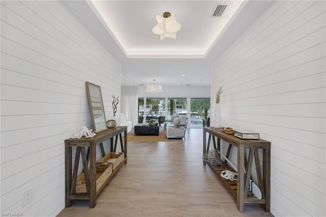 860 Partridge CT, Marco Island, FL 34145
