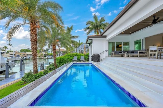 860 Partridge CT, Marco Island, FL 34145