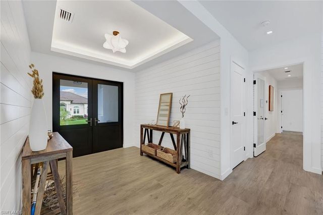 860 Partridge CT, Marco Island, FL 34145