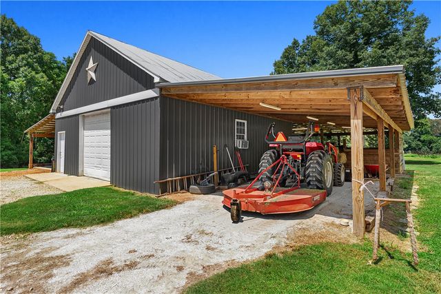 1320 Highway 182 Highway, Fair Play, SC 29643