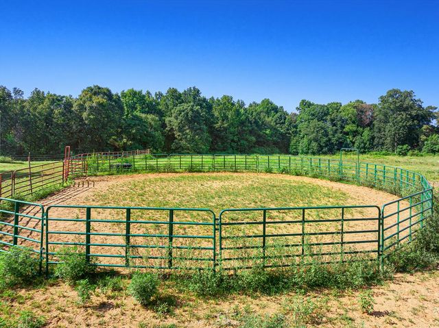 1320 Highway 182 Highway, Fair Play, SC 29643