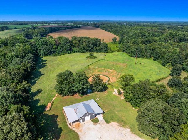 1320 Highway 182 Highway, Fair Play, SC 29643