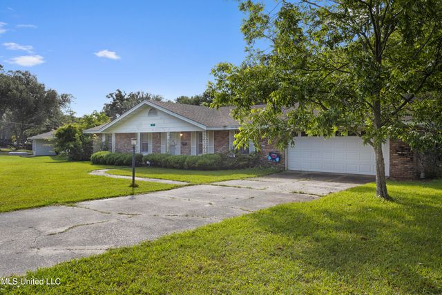 26 E 52nd Street, Gulfport, MS 39507