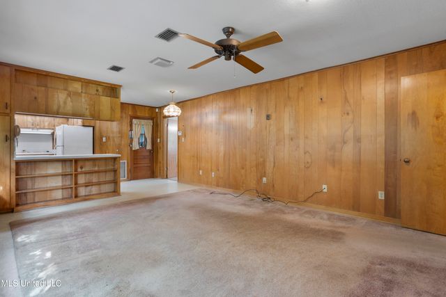 26 E 52nd Street, Gulfport, MS 39507
