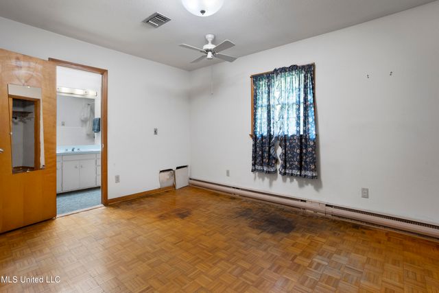 26 E 52nd Street, Gulfport, MS 39507