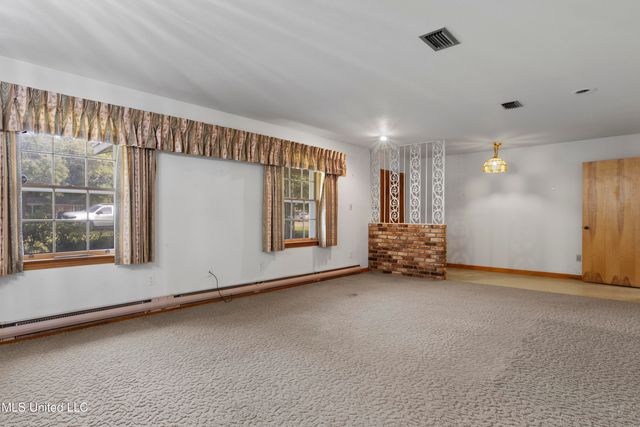 26 E 52nd Street, Gulfport, MS 39507