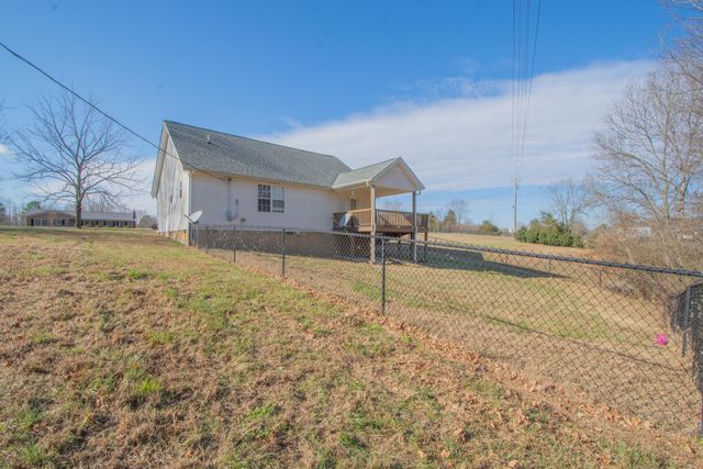 1149 Oak Grove Rd, Goodspring, TN 38460