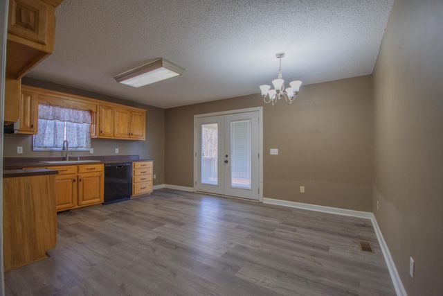 1149 Oak Grove Rd, Goodspring, TN 38460