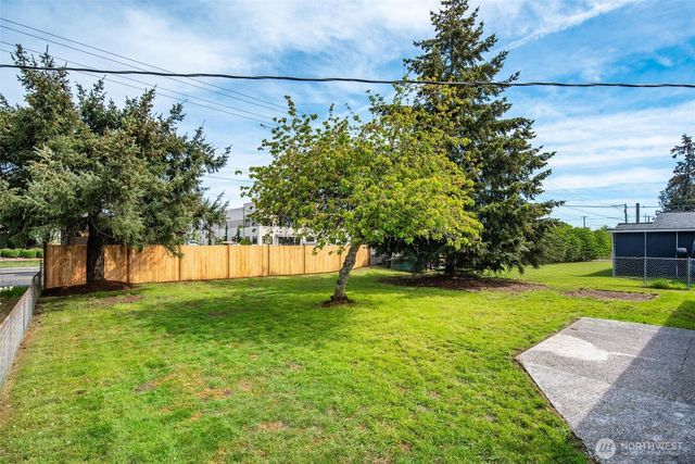 4709 101st Street SW, Lakewood, WA 98499