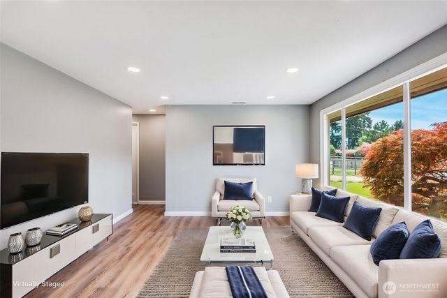 4709 101st Street SW, Lakewood, WA 98499