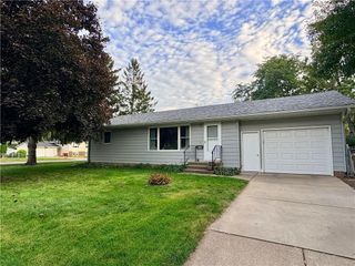 2311 Henry Avenue, Eau Claire, WI 54701