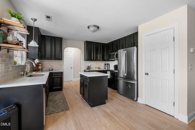 414 Branchmoor Court, Fuquay Varina, NC 27526